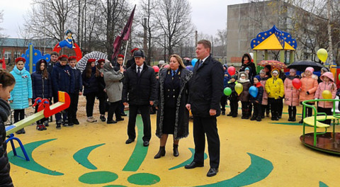 В Егорьевске открыты две детские площадки