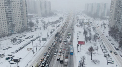 Рекордные снегопады в Москве и Подмосковье