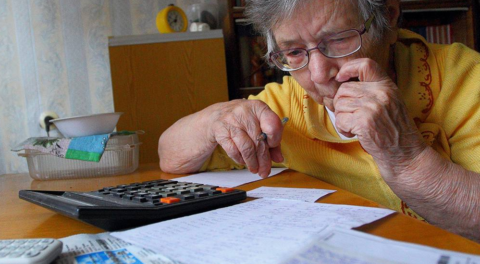 В Госдуме предлагают снизить предельные расходы пенсионеров и многодетных на оплату жилищно-коммунальных услуг